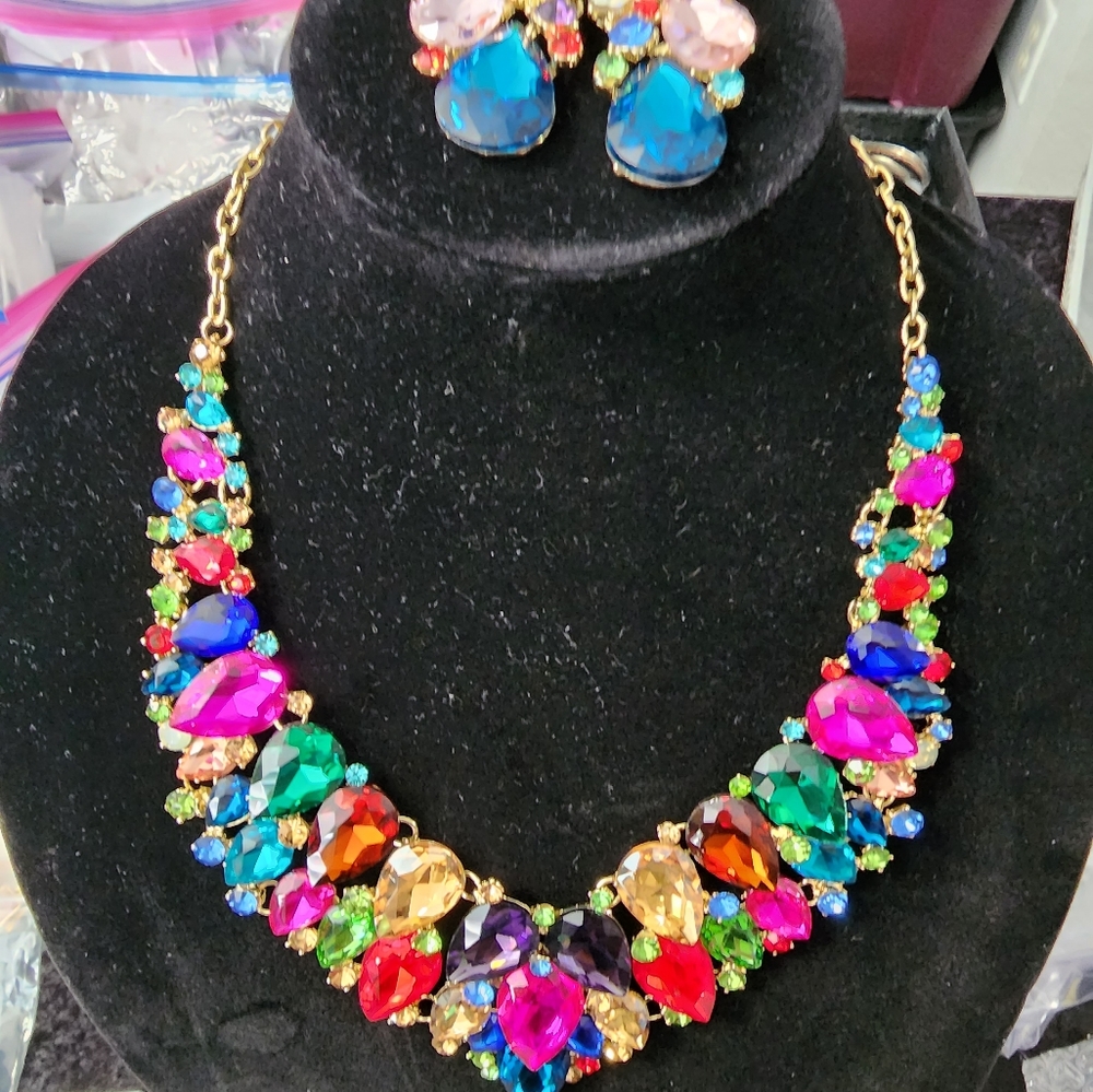 Crystal Chocker and Earrings Set